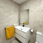 公寓 Atico Con Terraza, Garaje Y Muy Centrico