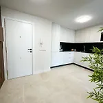 Atico Con Terraza, Garaje Y Muy Centrico 公寓 格罗韦