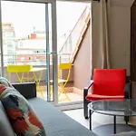 Atico Con Terraza, Garaje Y Muy Centrico * 格罗韦