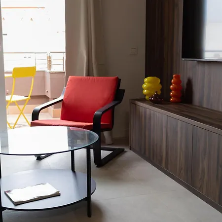 Atico Con Terraza, Garaje Y Muy Centrico アパート *