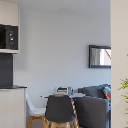 ático Con Terraza, Garaje Y Muy Céntrico Apartamento