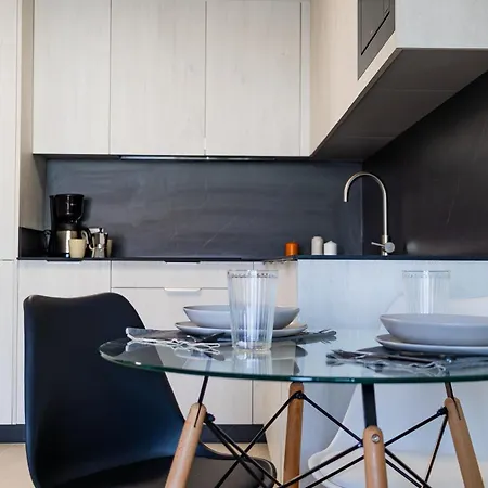 Apartamento ático Con Terraza, Garaje Y Muy Céntrico *