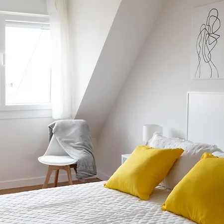 Atico Con Terraza, Garaje Y Muy Centrico Apartment *