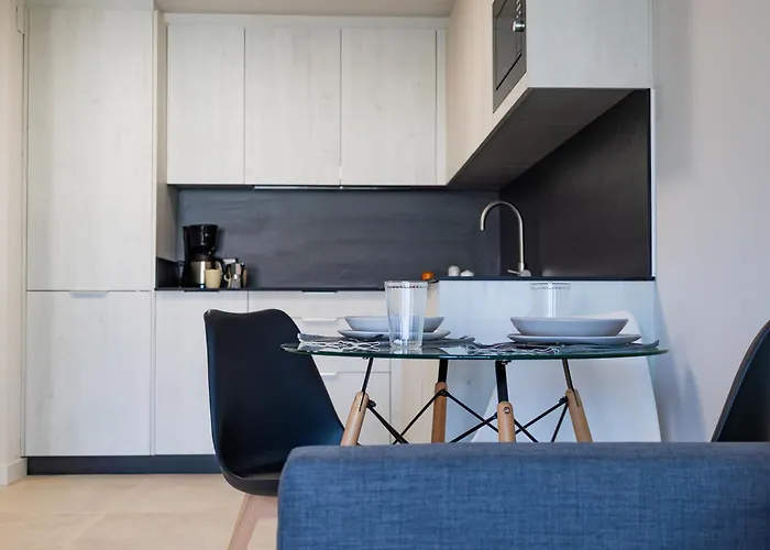 Atico Con Terraza, Garaje Y Muy Centrico Apartament