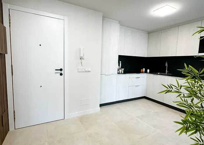アパート Atico Con Terraza, Garaje Y Muy Centrico *