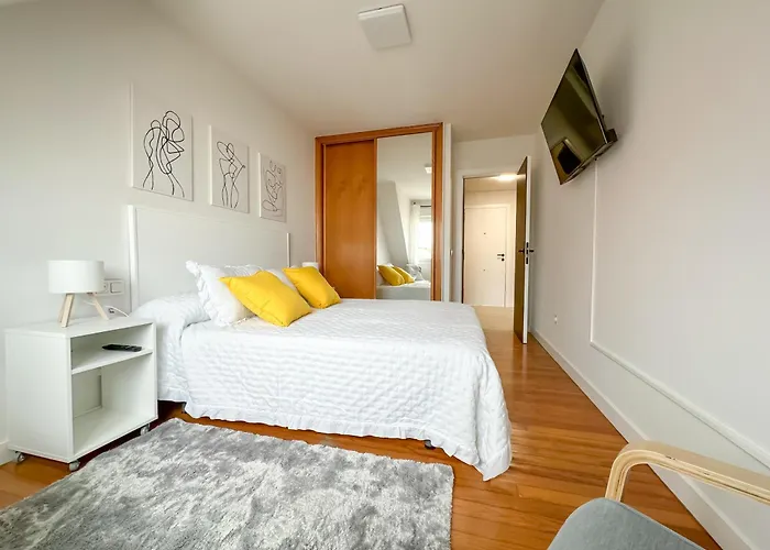 Atico Con Terraza, Garaje Y Muy Centrico O Grove