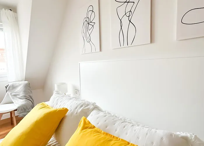 Atico Con Terraza, Garaje Y Muy Centrico