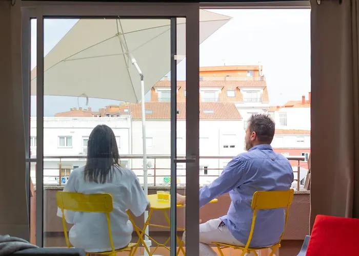 Atico Con Terraza, Garaje Y Muy Centrico *