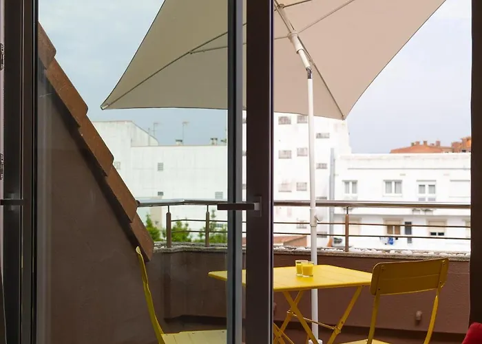 Atico Con Terraza, Garaje Y Muy Centrico オ・グローベ