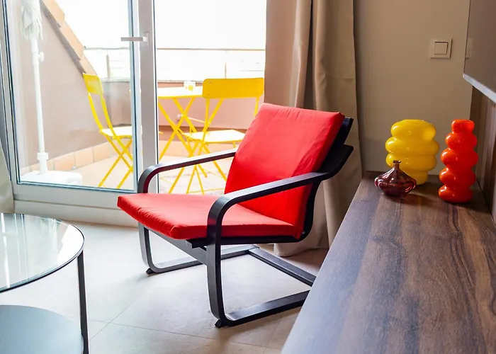 Atico Con Terraza, Garaje Y Muy Centrico アパート